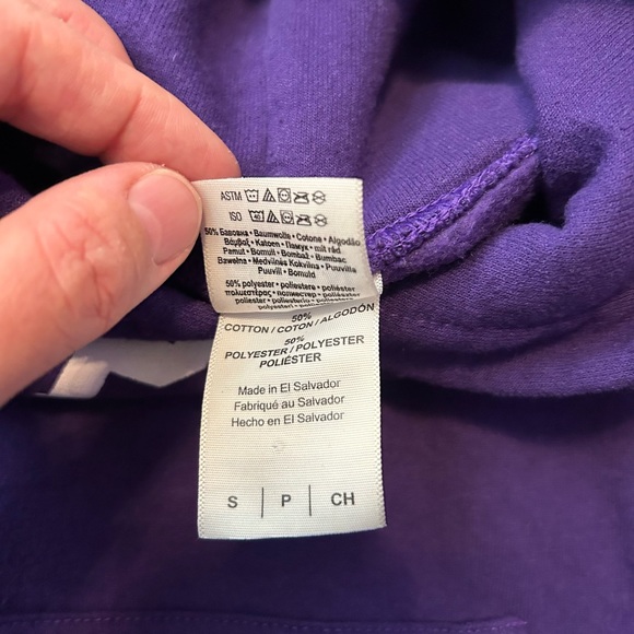 Purple Hoodie from Dominican Republic - Picture 2 of 4